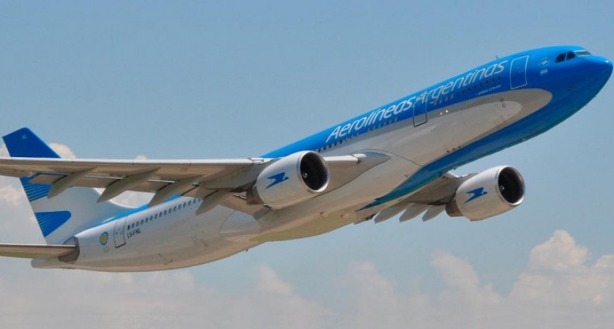  Este lunes los vuelos en Aerolíneas Argentinas podrían cambiar de horario
