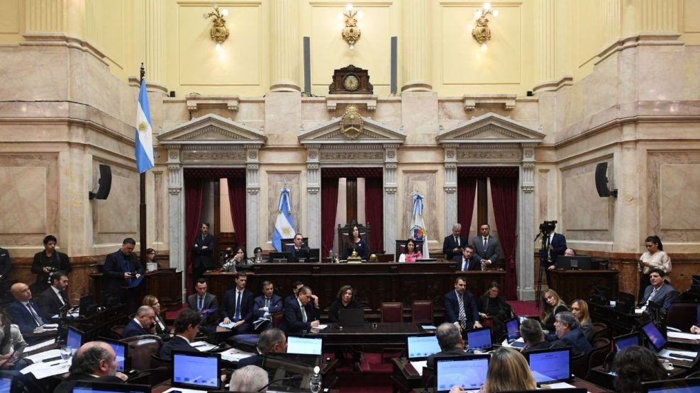 Senadores cobrarán más de 9 millones de pesos desde enero