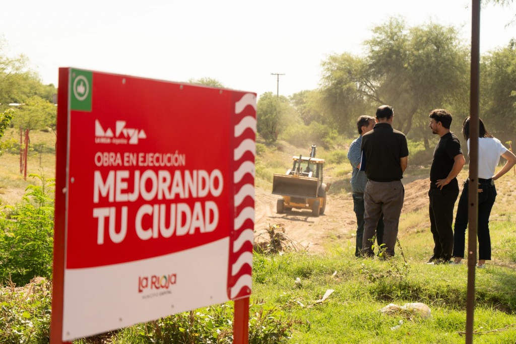 Municipio inicia obras en vías de ingreso al Bº Los Naranjos