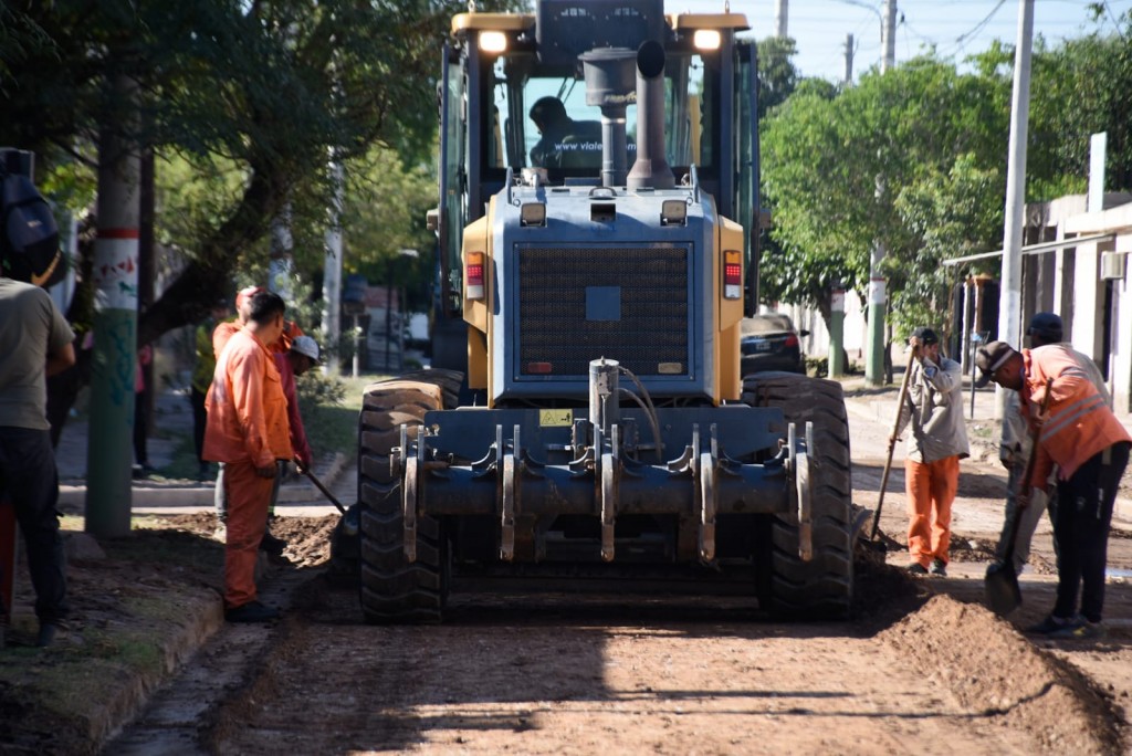 Municipio desplegó bacheo en hormigón sobre la avenida Matatín De la Fuente