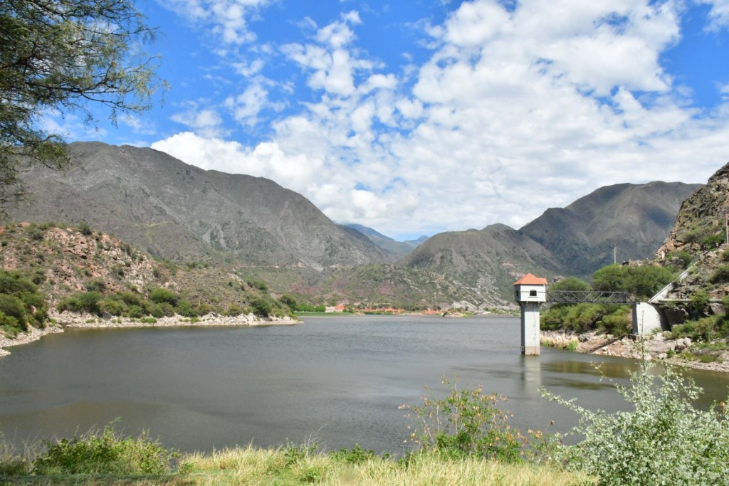 Tras las lluvias, se recuperó la cota de varios diques de la provincia