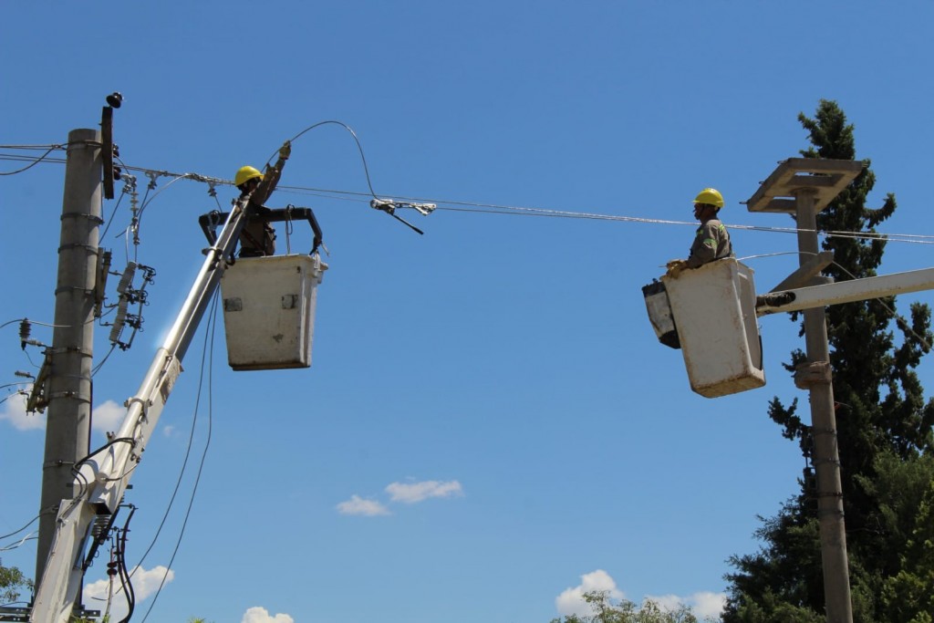 EDELaR expuso el estado del sistema eléctrico del Sur provincial