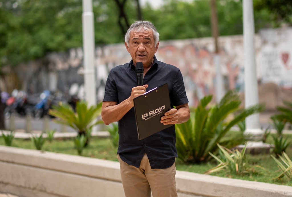 Armando Molina se solidarizó con los pobladores de Arauco y Los Sauces