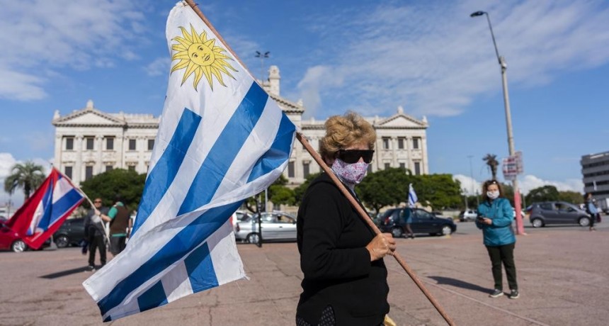 Uruguay supera las 500 muertes por COVID-19, la mitad de ellas en el &uacute;ltimo mes