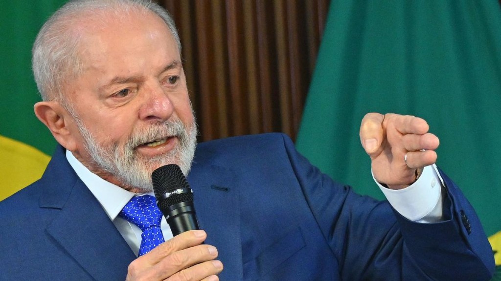  Lula anunció la gratuidad de remedios