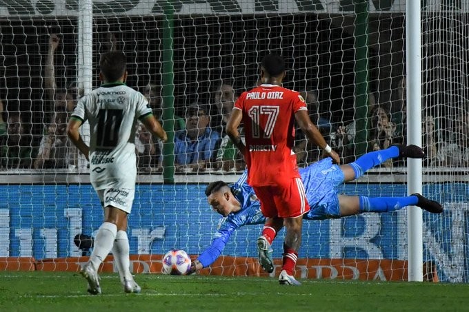 LPF: River es líder luego de ganarle este domingo a Sarmiento 