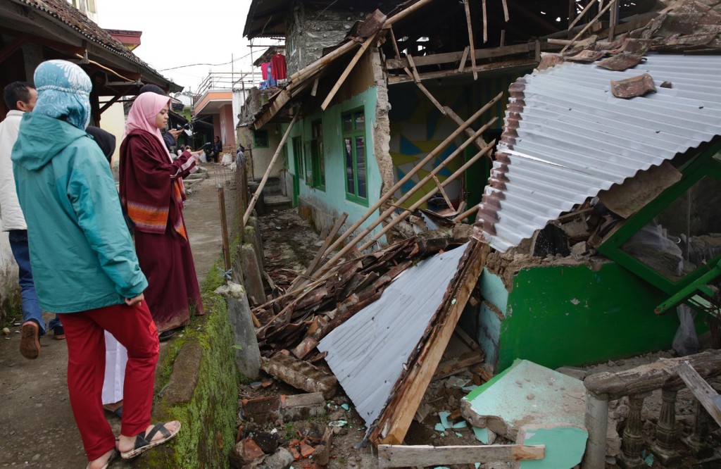 Un terremoto de gran magnitud sacude el norte de la isla Indonesia de Java