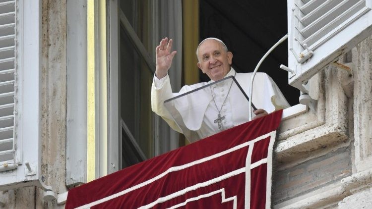 Francisco se volvió a ausentar del Ángelus y su evolución es lenta