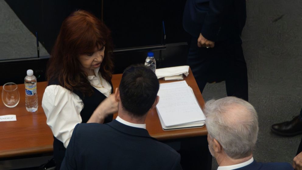 Cristina Kirchner volvi&oacute; a cuestionar la causa Cuadernos: &ldquo;Es convalidar la mafia&rdquo;