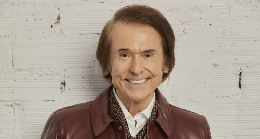 Raphael regresa a Buenos Aires con un show que repasa toda su historia musical