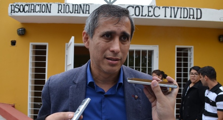 Paredes Urquiza: "No hay democracia en La Rioja"