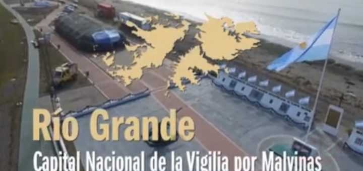Una multitud acompañó la "Vigilia de Malvinas" en Río Grande