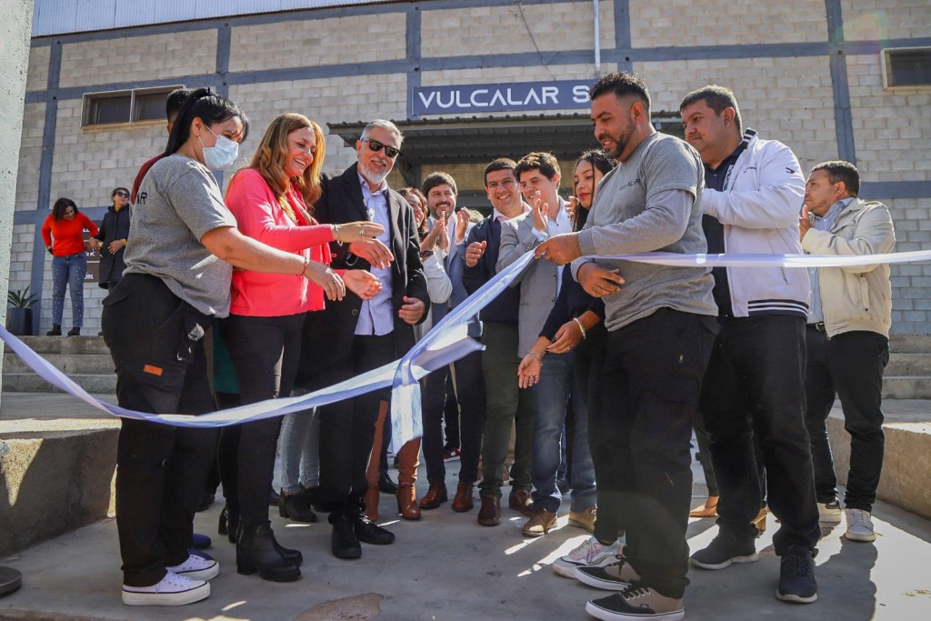  Inauguraron en Sanagasta una nueva fabrica de calzado 