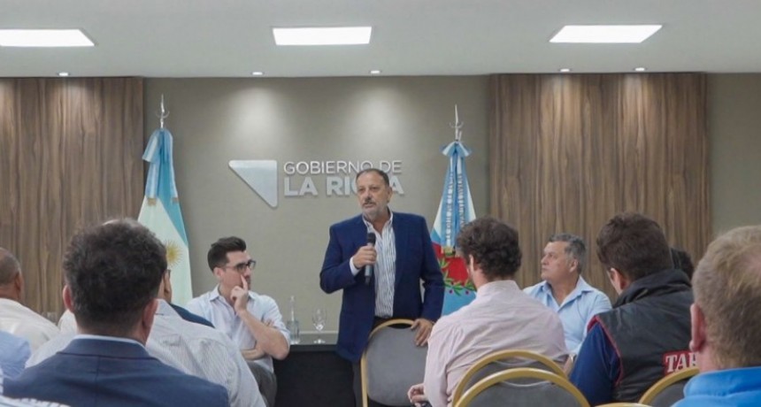 Quintela dispuso mantener los costos de la energía