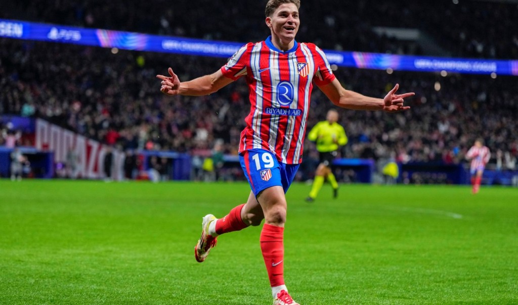 Golazo de Juli&aacute;n &Aacute;lvarez y golpe del Atl&eacute;tico: triunfo clave ante Barcelona en la Champions