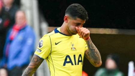 Alarma en la Selecci&oacute;n: Cristian Romero sali&oacute; lesionado y encendi&oacute; la preocupaci&oacute;n rumbo al Mundial