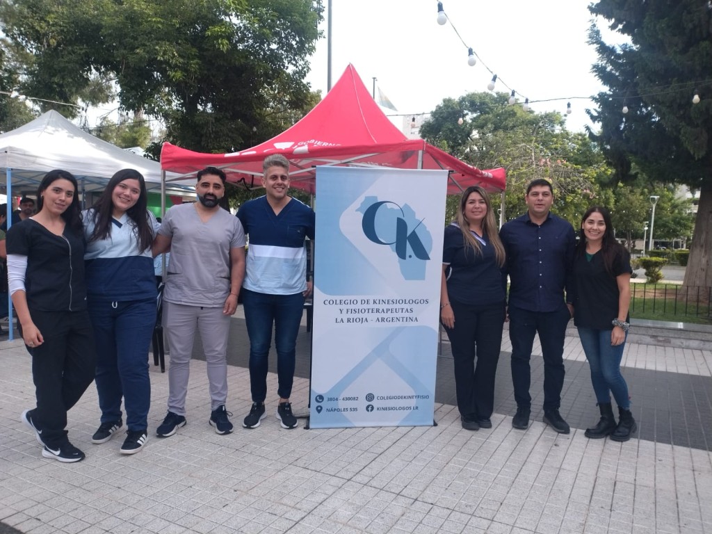 Con actividades en la plaza, celebraron el D&iacute;a del Kinesi&oacute;logo en La Rioja