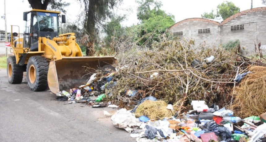 Refuerzan la limpieza en el Barrio Ferroviario para erradicar basurales cr&oacute;nicos