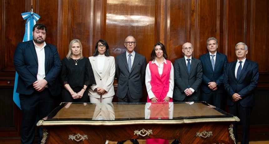 Florencia L&oacute;pez jur&oacute; como integrante del Jurado de Enjuiciamiento de Magistrados