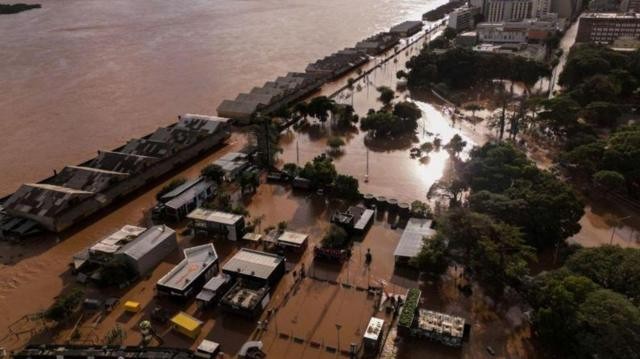 Desesperante situación por las inundaciones en Brasil