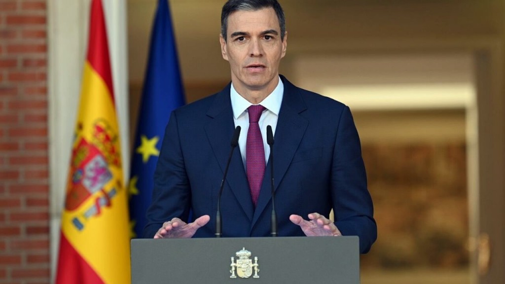 El presidente español exige una disculpa de Milei