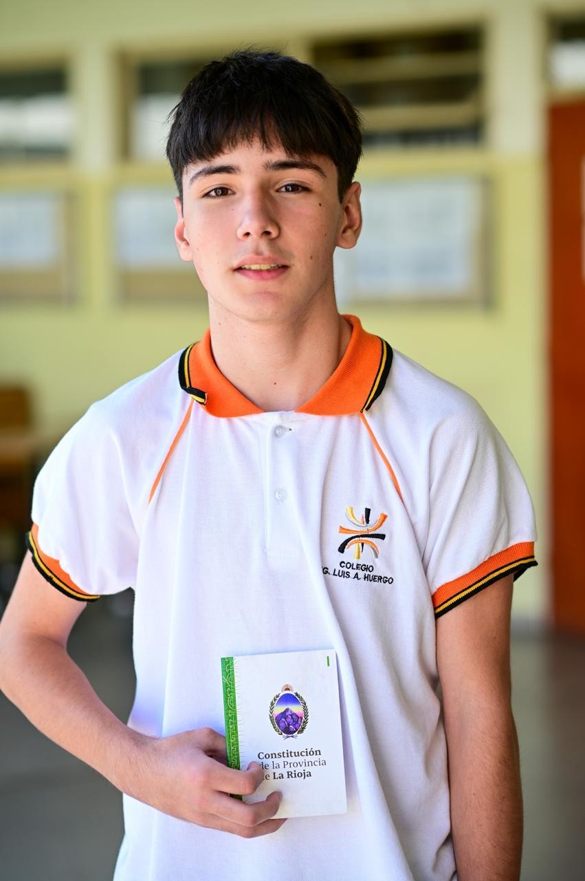 Estudiantes prometen Lealtad a la Constitución de La Rioja por primera vez desde su sanción