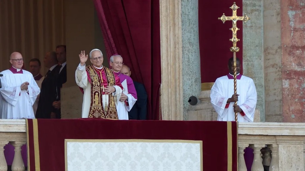 Al igual que Francisco, León XIV pidió por la paz en el mundo