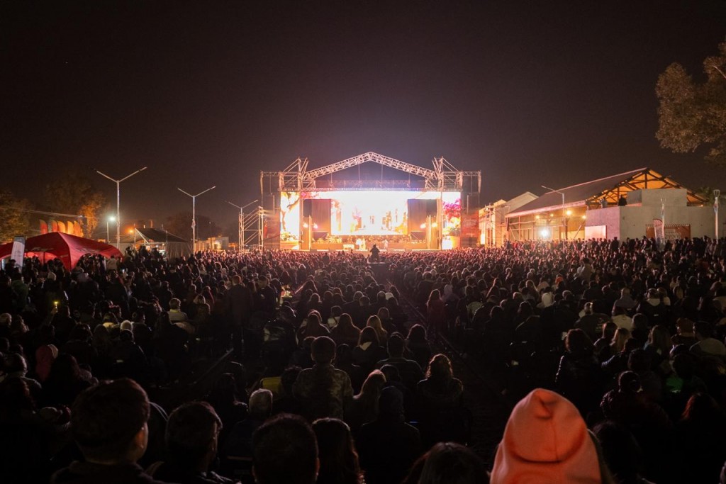La Noche de Gala volvió a mostrar emoción y talento de los artistas riojanos