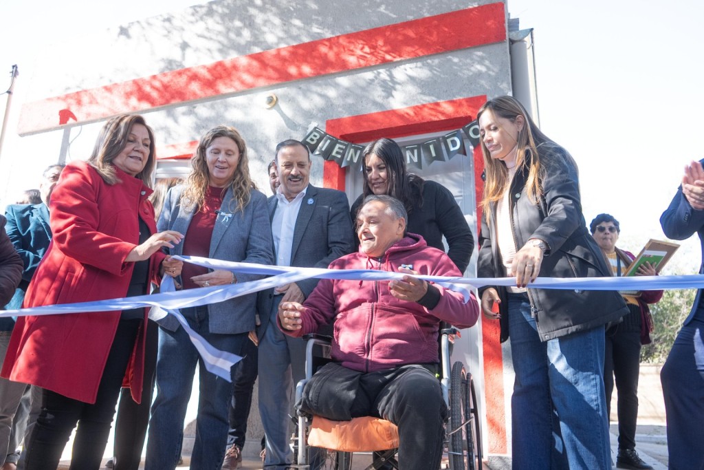El Plan Angelelli entreg&oacute; una vivienda adaptada a una familia afectada por el temporal en Chamical