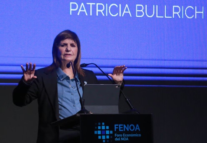 Patricia Bullrich expuso a&uacute;n m&aacute;s a Adorni al presentar su declaraci&oacute;n jurada de manera anticipada