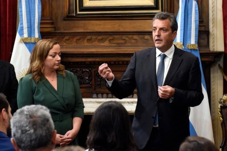 Cecilia Moreau asegur&oacute; que Massa &ldquo;anticip&oacute; todo&rdquo; sobre el gobierno de Milei