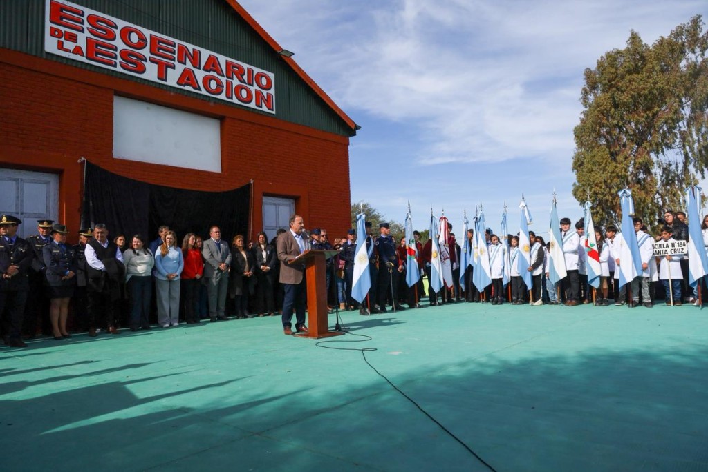 Quintela particip&oacute; de los actos por el aniversario del Dpto. Rosario Vera Pe&ntilde;aloza