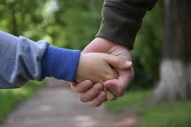 Convocan a familias riojanas para la adopci&oacute;n de dos hermanas de 6 y 11 a&ntilde;os