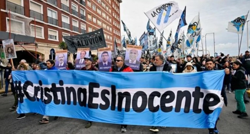 El PJ anunció un acto y descartó la movilización por la libertad de Cristina Fernández