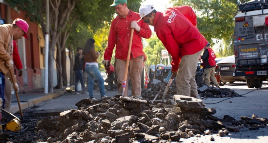 Municipio intensifica tareas de bacheo