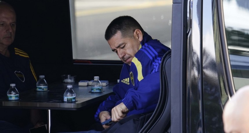 Conmovido por su temprana eliminación del Mundial de Clubes, Boca pide posponer su debut en el torneo local