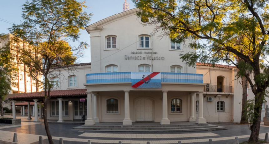 Municipio capital adhirió a la medida del gobierno y adelanta el receso