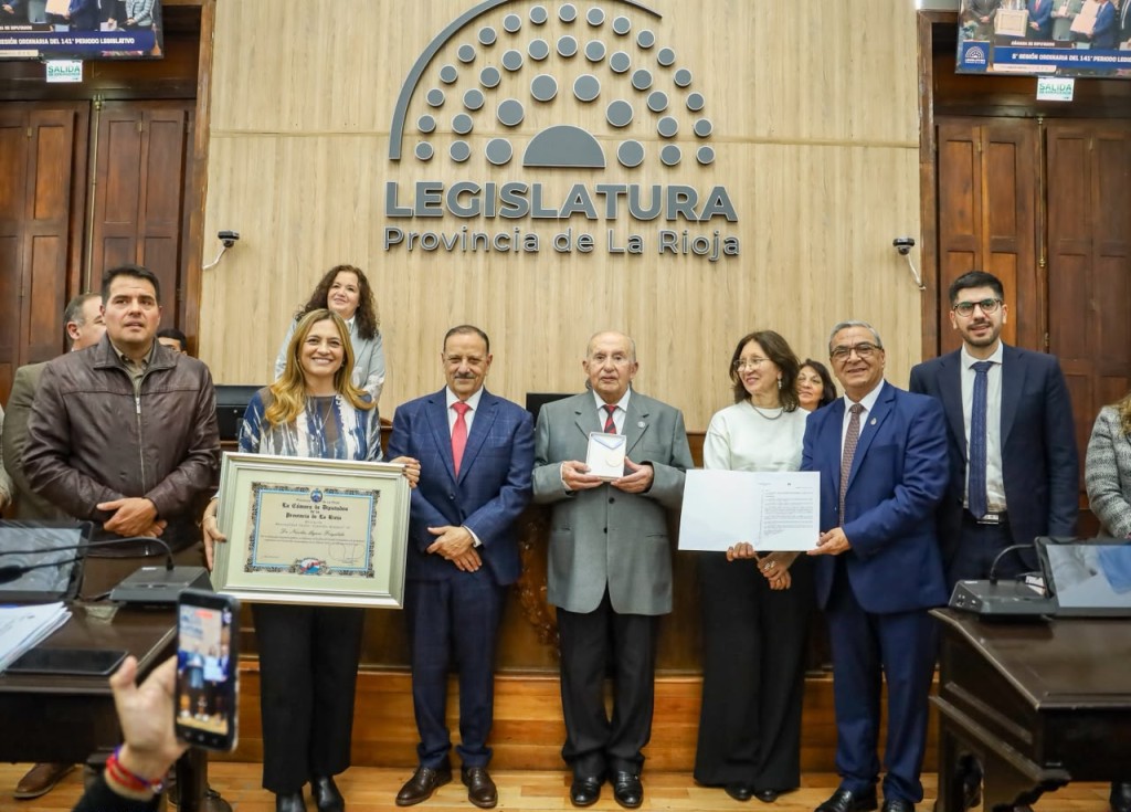 Legislatura provincial distingui&oacute; a L&aacute;zaro Fonzalida por su prol&iacute;fera labor pol&iacute;tica 