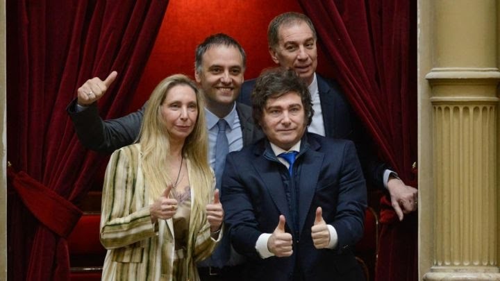 Golpe legislativo del oficialismo: la oposici&oacute;n no logr&oacute; el qu&oacute;rum y Adorni evit&oacute; el debate