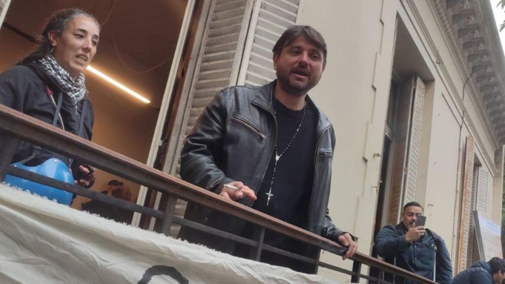 La Justicia proces&oacute; a Grabois por la ocupaci&oacute;n del Instituto Per&oacute;n