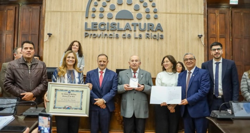 Legislatura provincial distingui&oacute; a L&aacute;zaro Fonzalida por su prol&iacute;fera labor pol&iacute;tica 