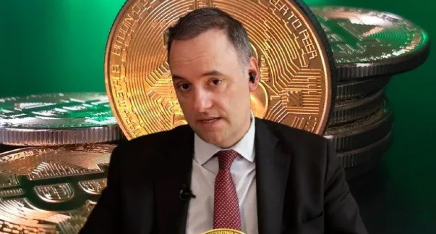 Manuel Adorni: 