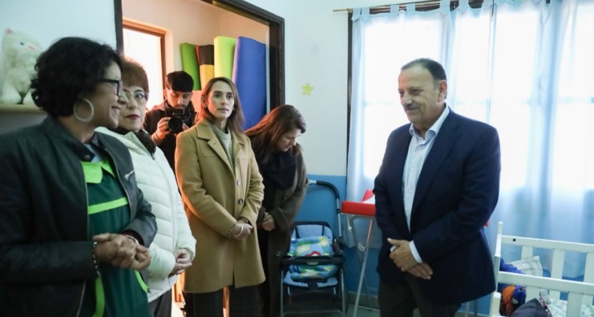 Quintela inaugur&oacute; obras en el Carolina Tobar Garc&iacute;a y reforz&oacute; pol&iacute;ticas de inclusi&oacute;n para estudiantes con hijos