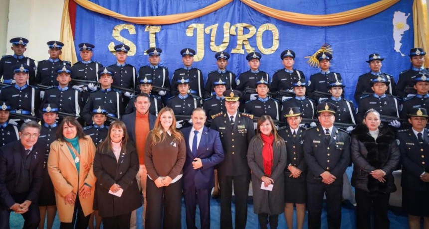 J&oacute;venes del Instituto de Seguridad P&uacute;blica juraron lealtad a la Bandera en Famatina