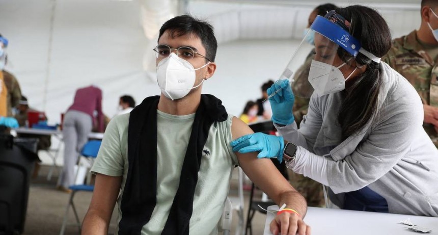 COVID-19: Ministros de Salud de todo el pa&iacute;s acordaron acortar los intervalos de aplicaci&oacute;n de las segundas dosis de vacunas