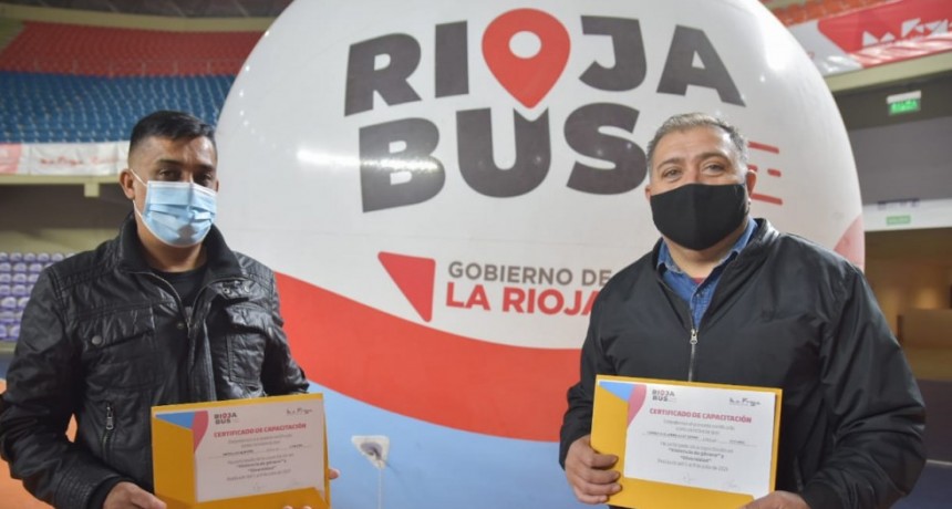 Finaliz&oacute; la capacitaci&oacute;n a los flamantes choferes de Rioja Bus 
