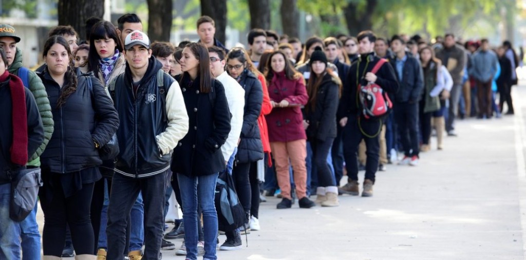 Milei lo hizo: 200 mil empleos menos y caída del 32% en los salarios