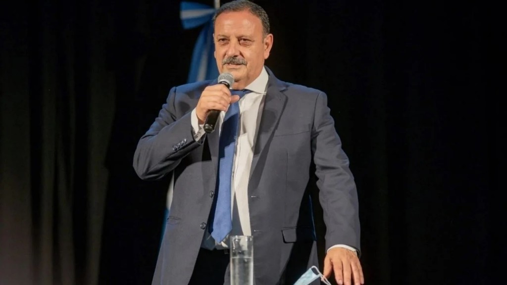Quintela cargó contra el embajador estadounidense que quiere entrometerse en las decisiones de las provincias