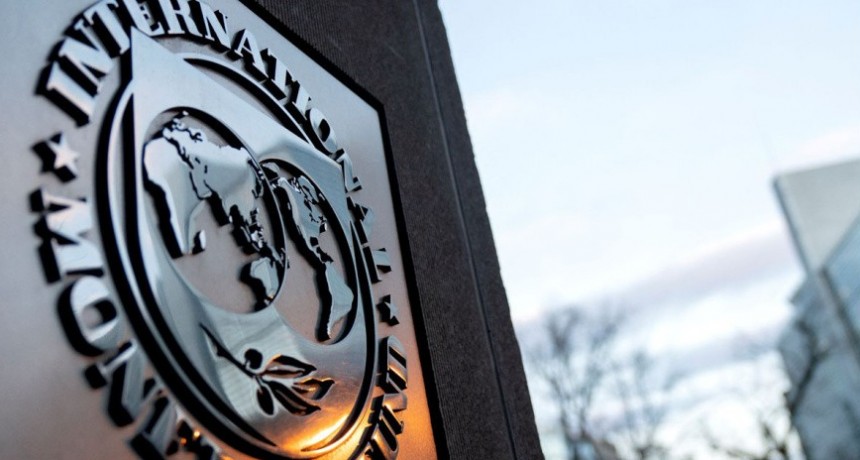 El FMI aprobó el cumplimiento de metas y liberará USD 2.000 millones para la Argentina