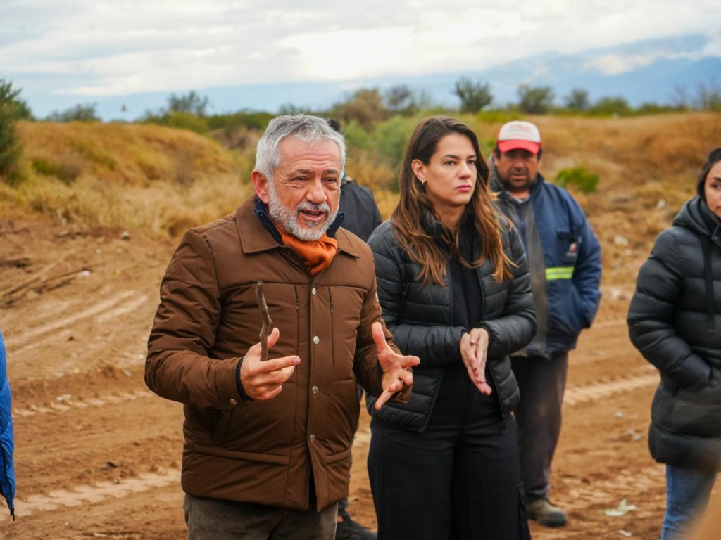 Municipio trabaja junto a provincia para mejorar los accesos en B&ordm; Las Talas 